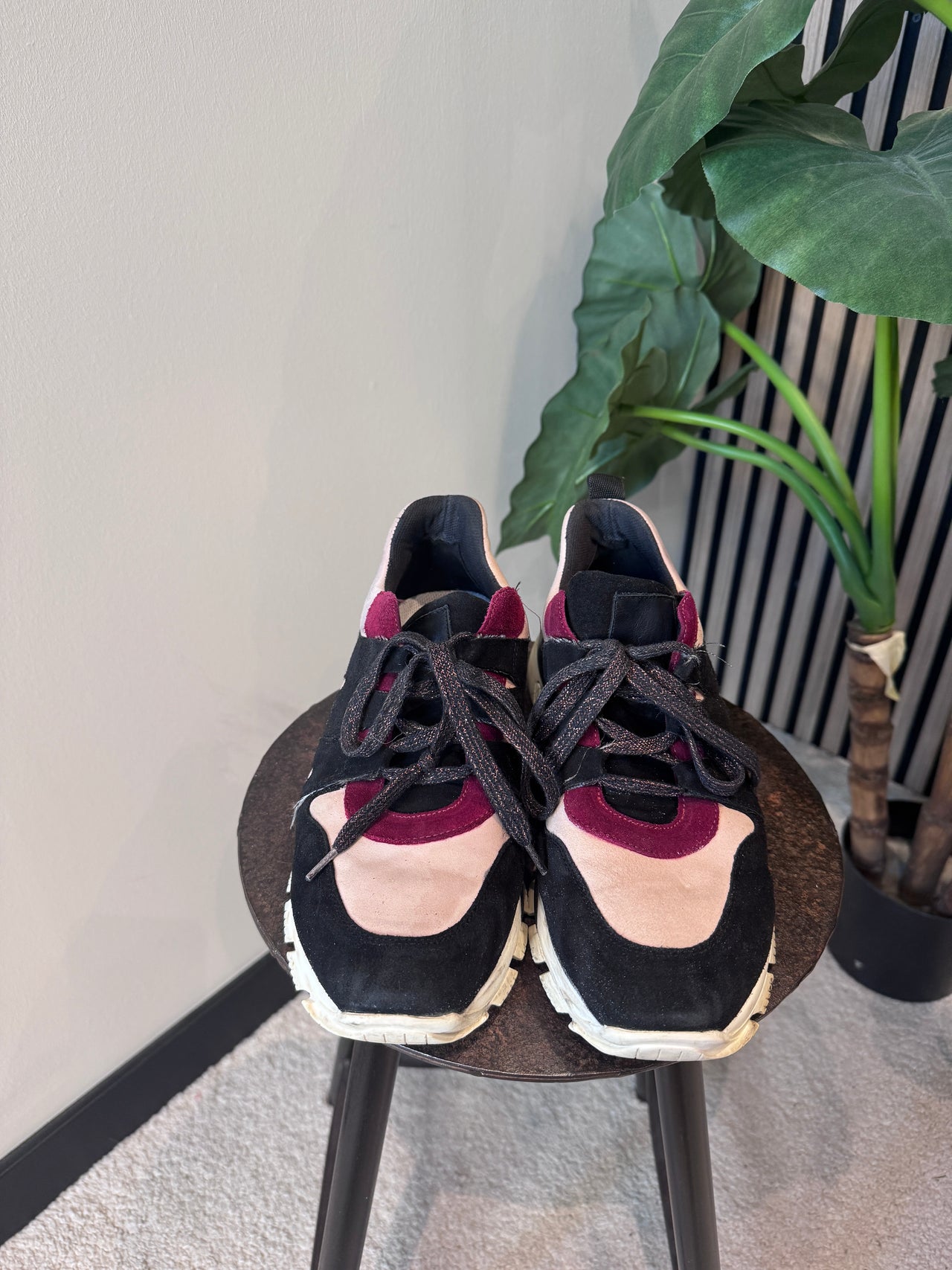 Karina's Vintage Aaiko sneakers maat 41
