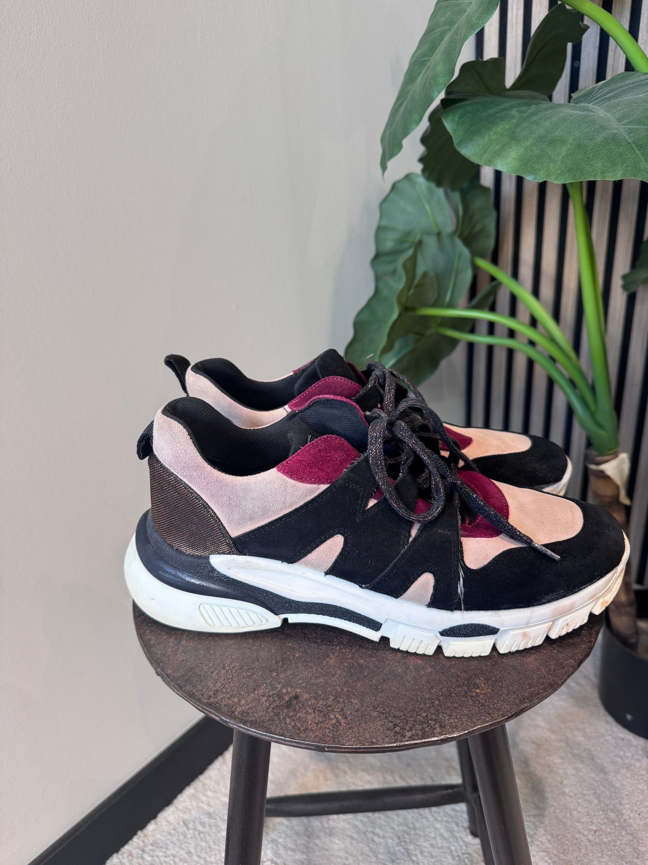 Karina's Vintage Aaiko sneakers maat 41
