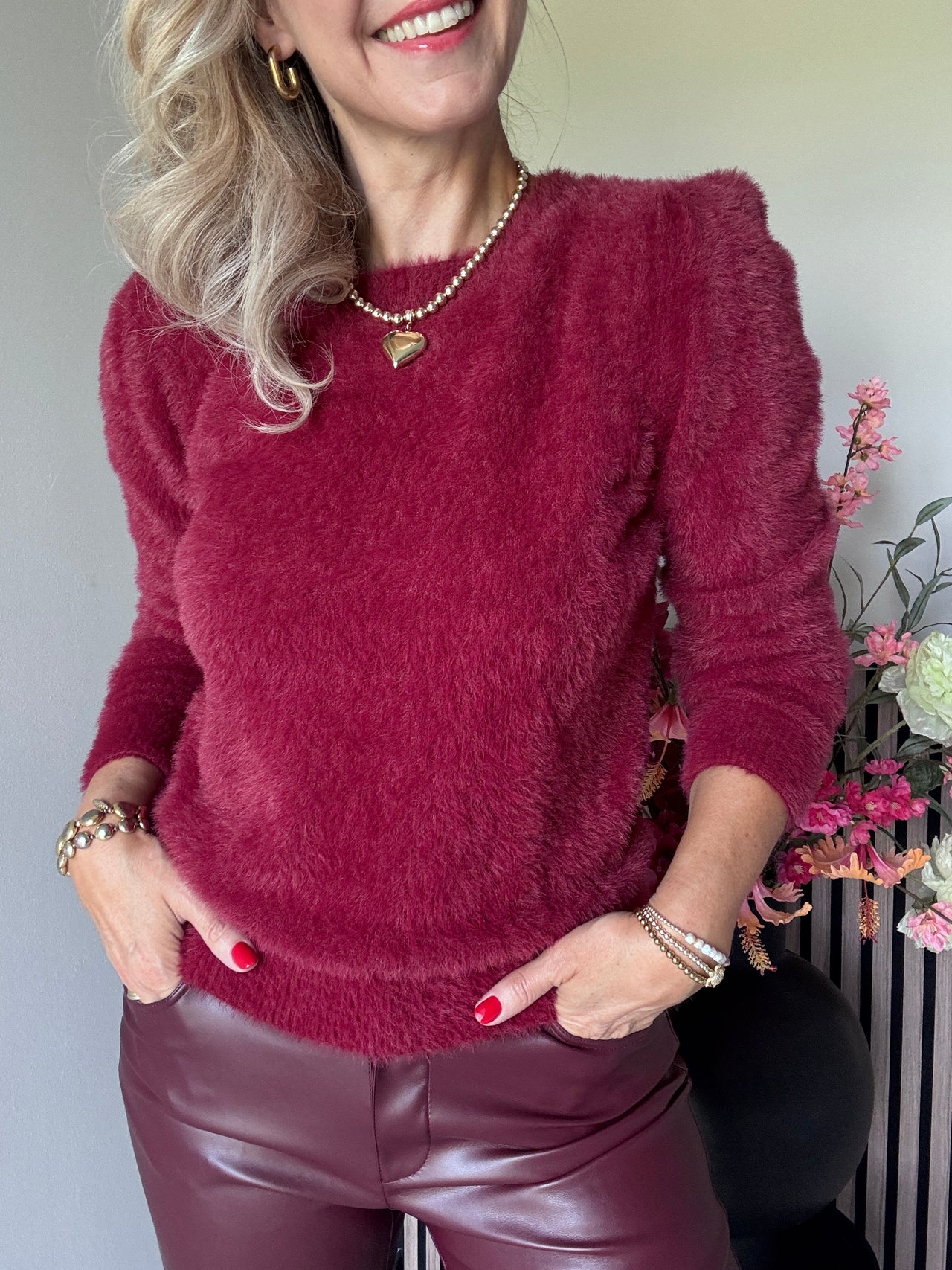 SRB4640 Fuzzy Puff Sleeve