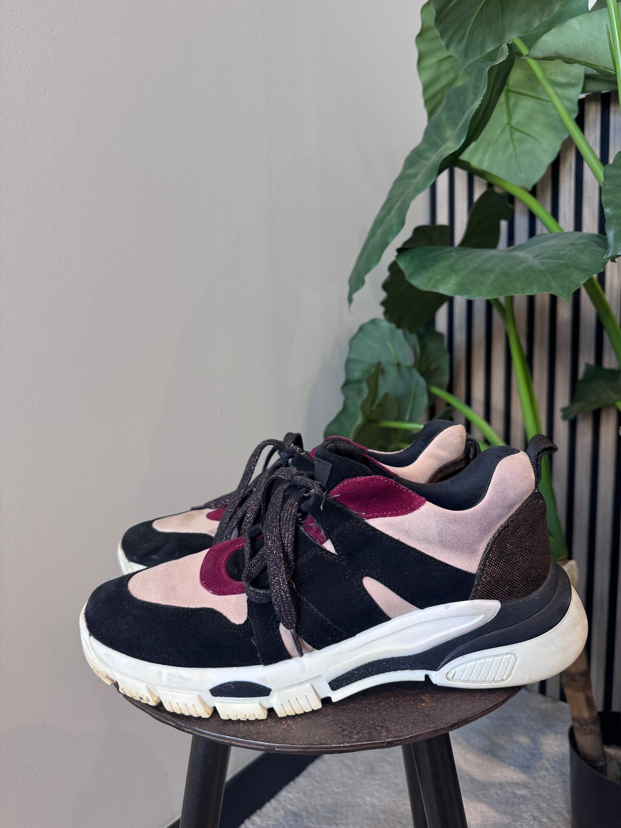 Karina's Vintage Aaiko sneakers maat 41