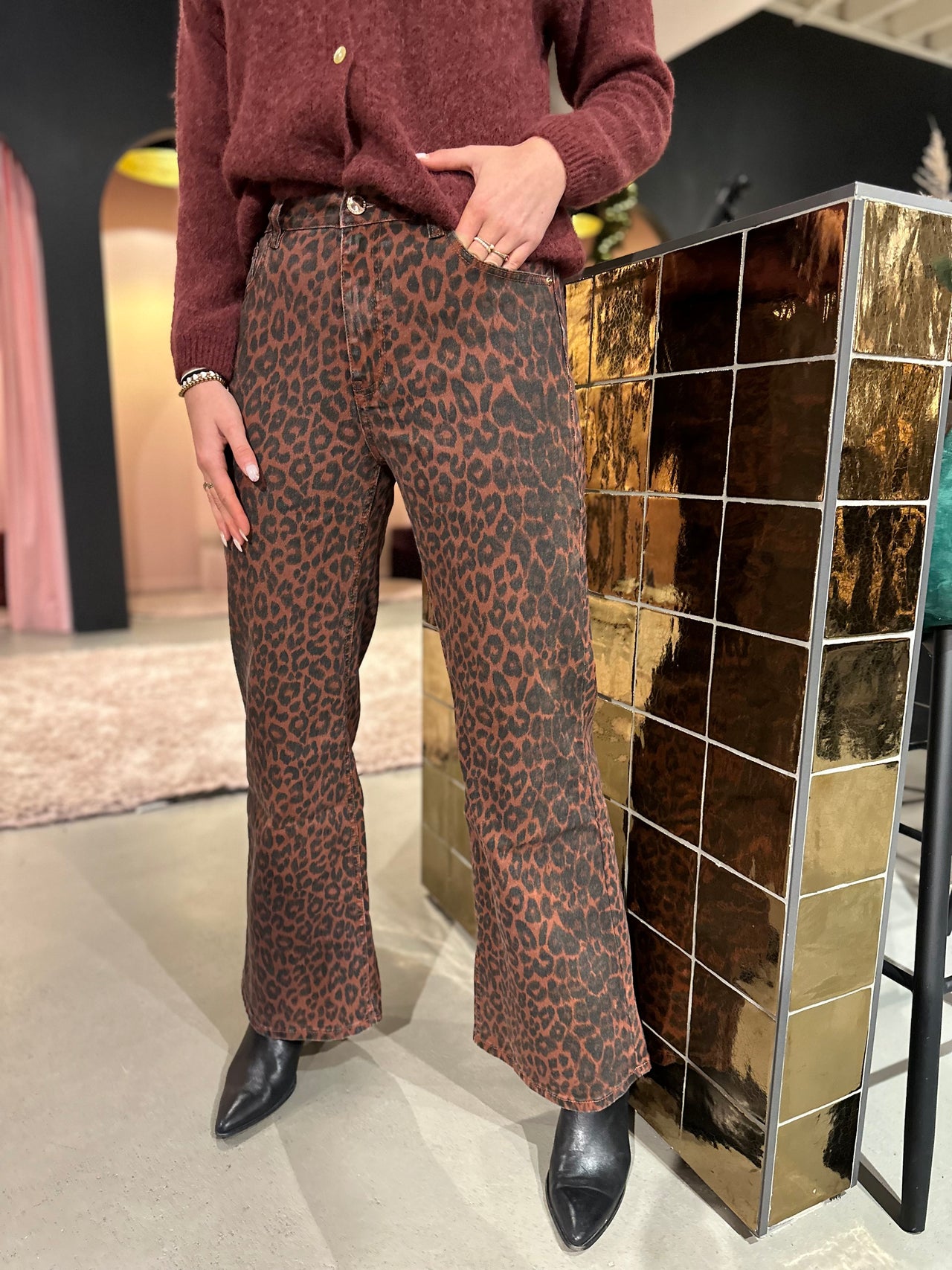Kastgeluk Leopard wide leg