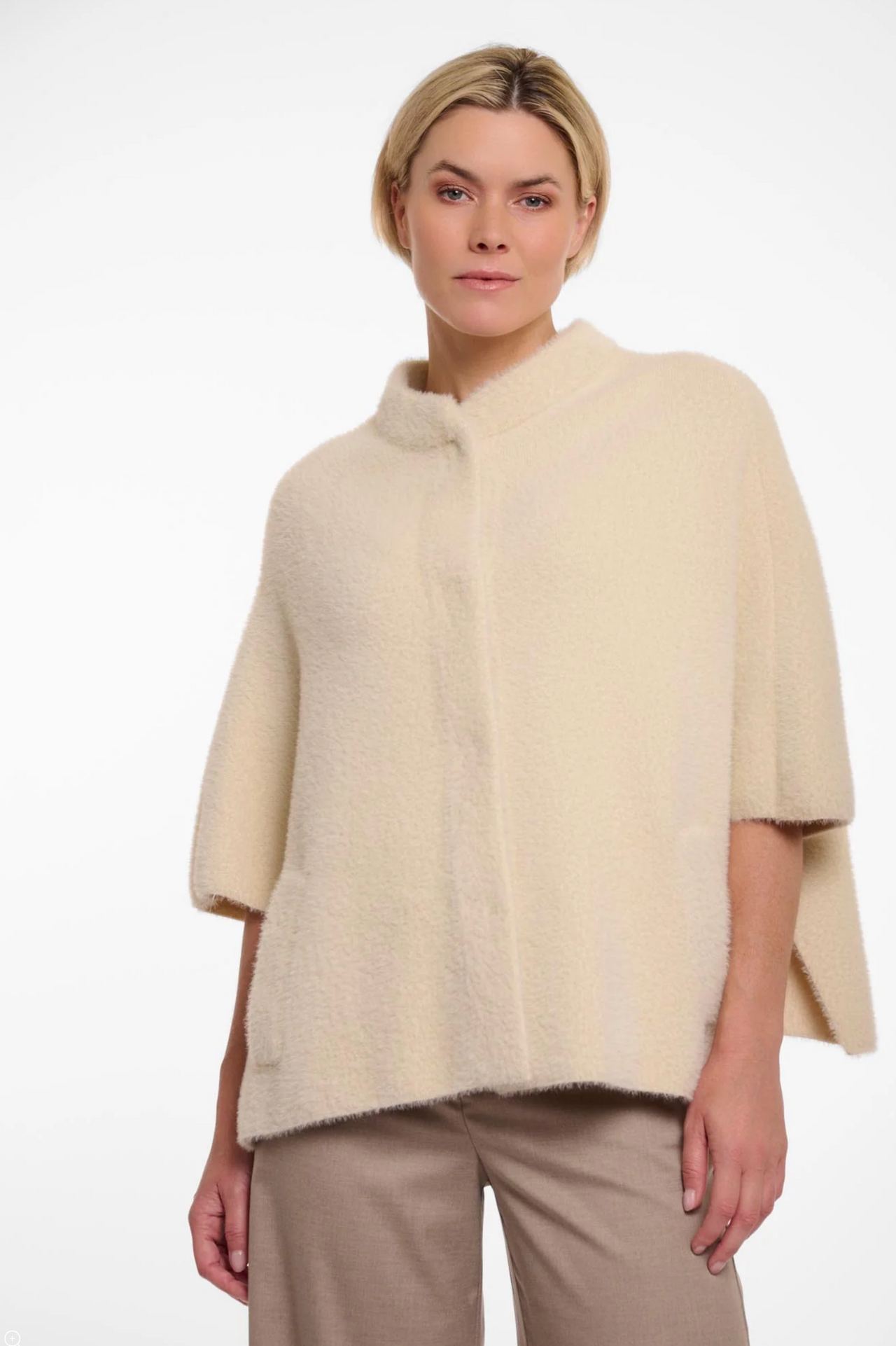 Rino en Pelle cape birch