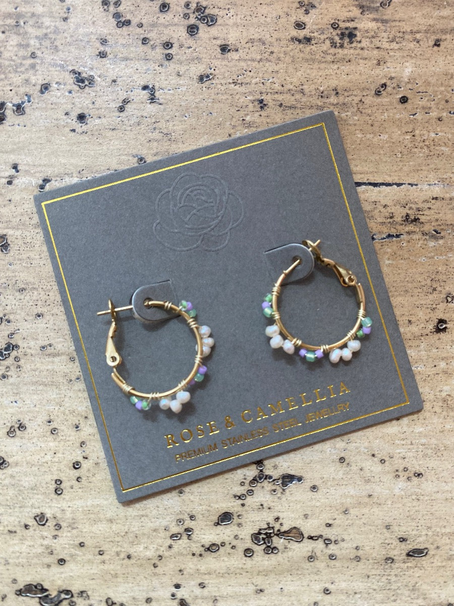 Rose en camellia earring purple paars