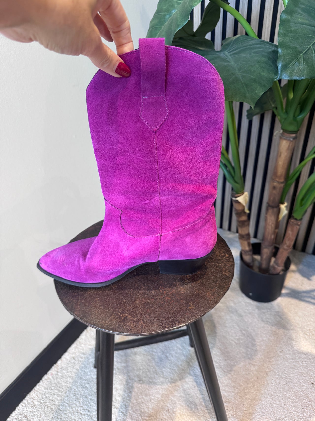Karina's Vintage Italiaans suede maat 41 fuchsia
