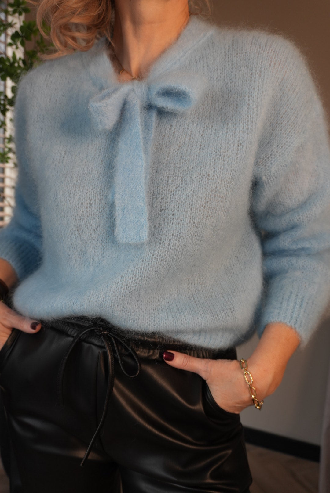 Chic mohair met strik 9229 Babyblue