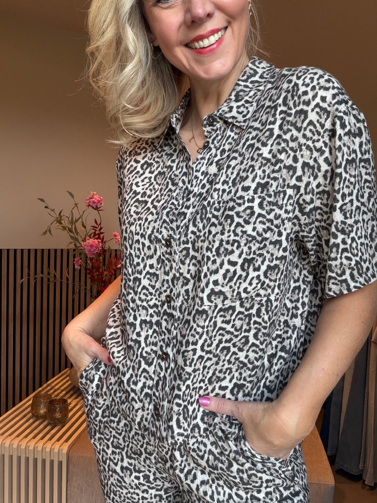 Nora Blouse Linen Leopard