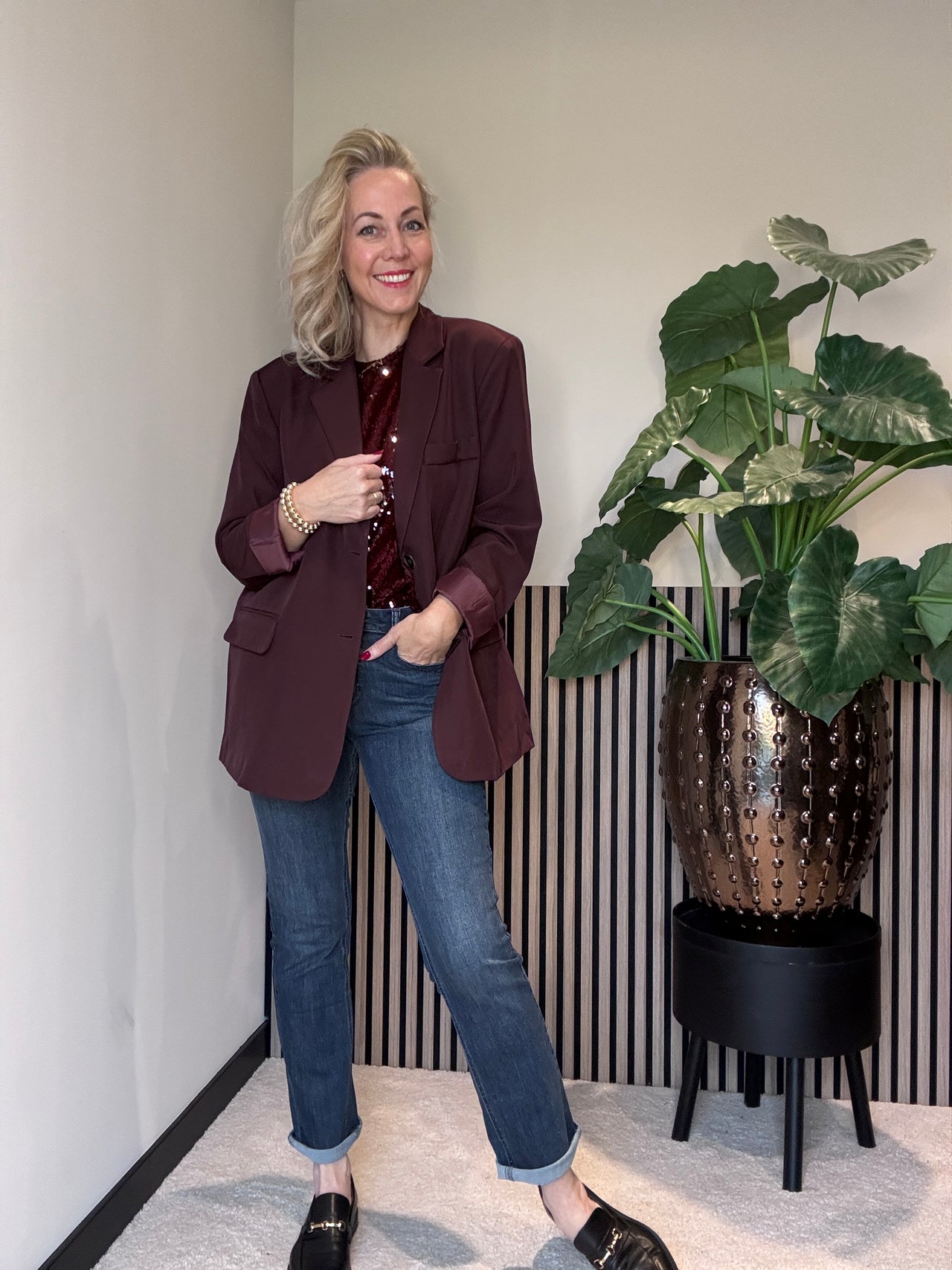 SRB3822 AW25 Kate darkstone uses AW25