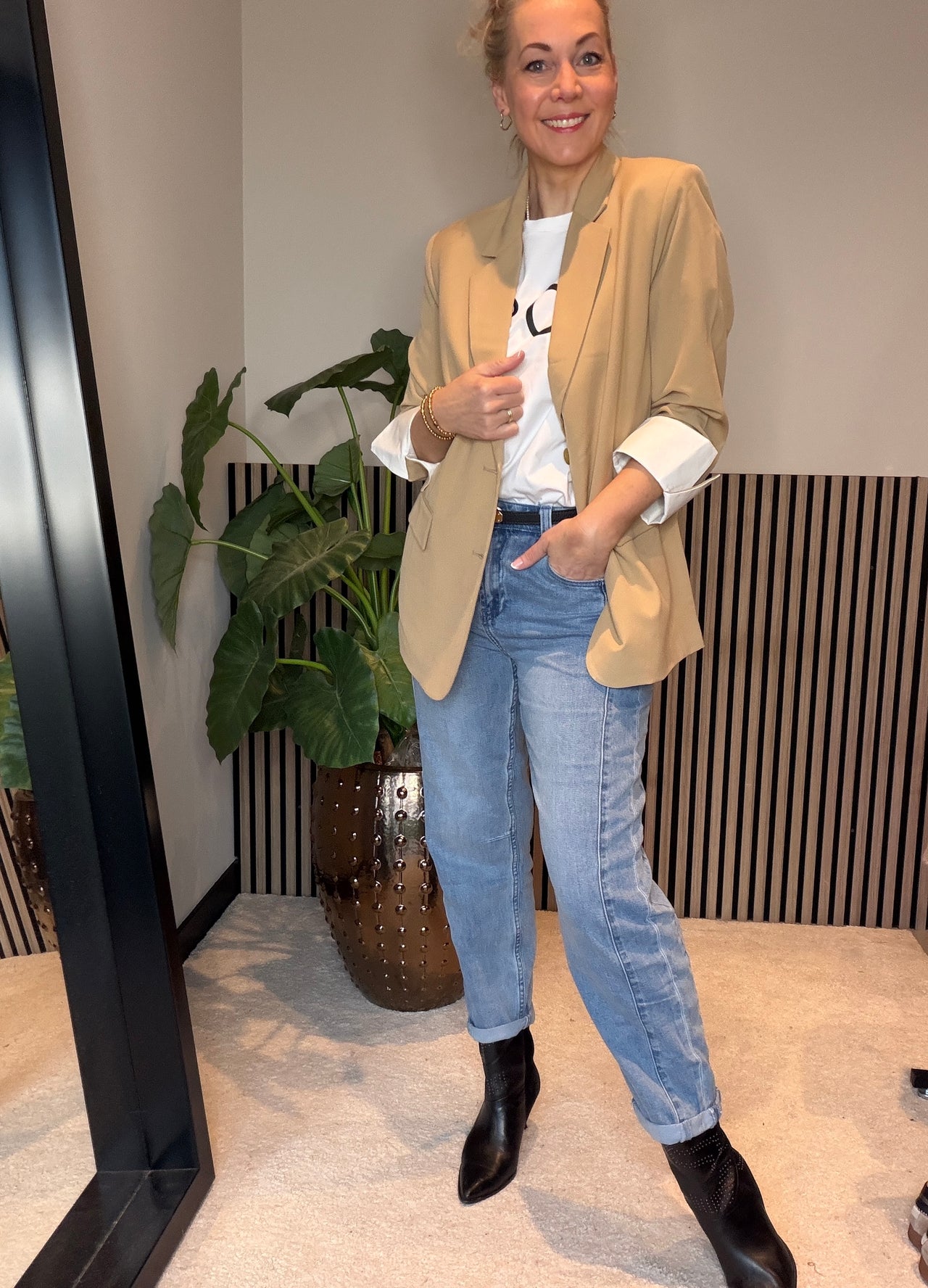 Caitlina Sidepatch Bleach