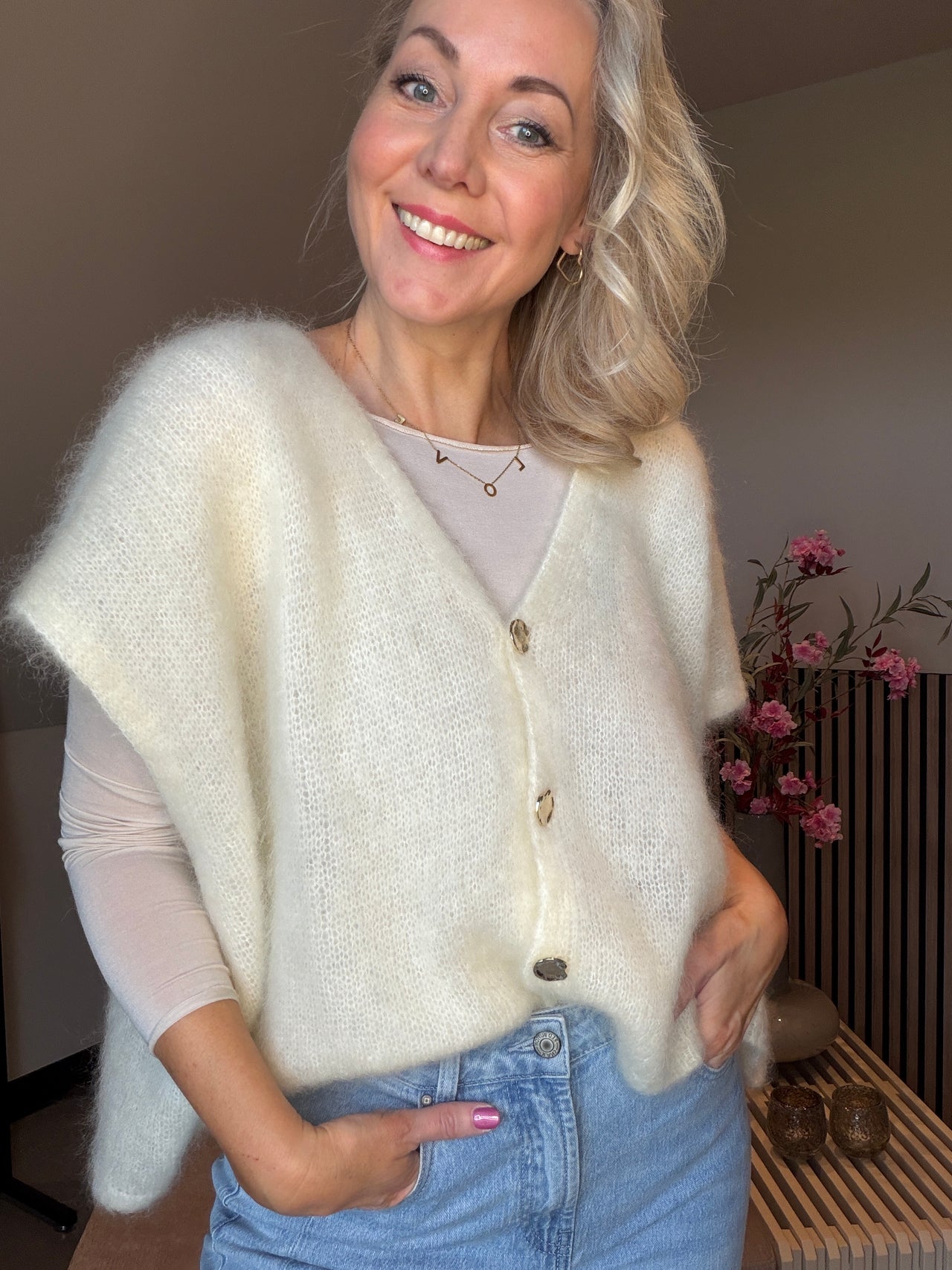Chic Mohair Cardigan Ecru
