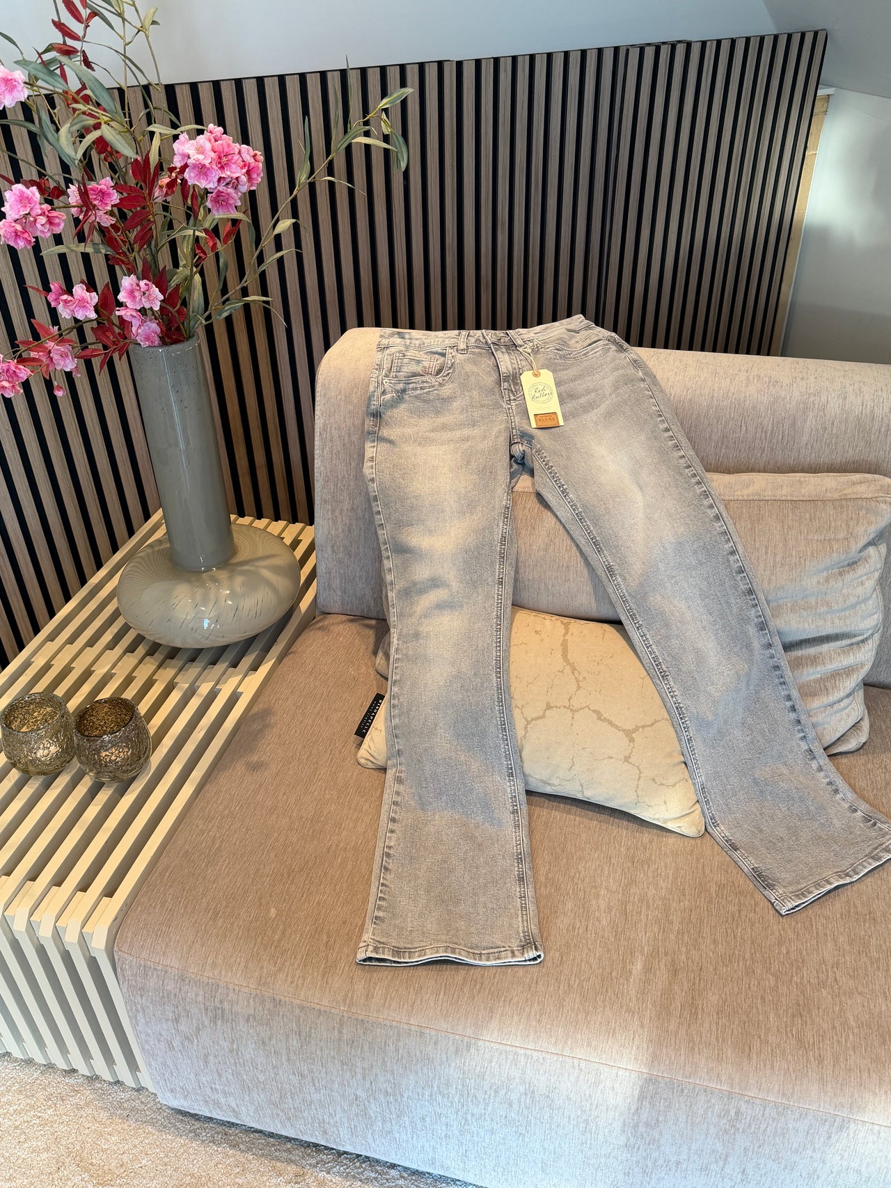 Babette light grey denim L32