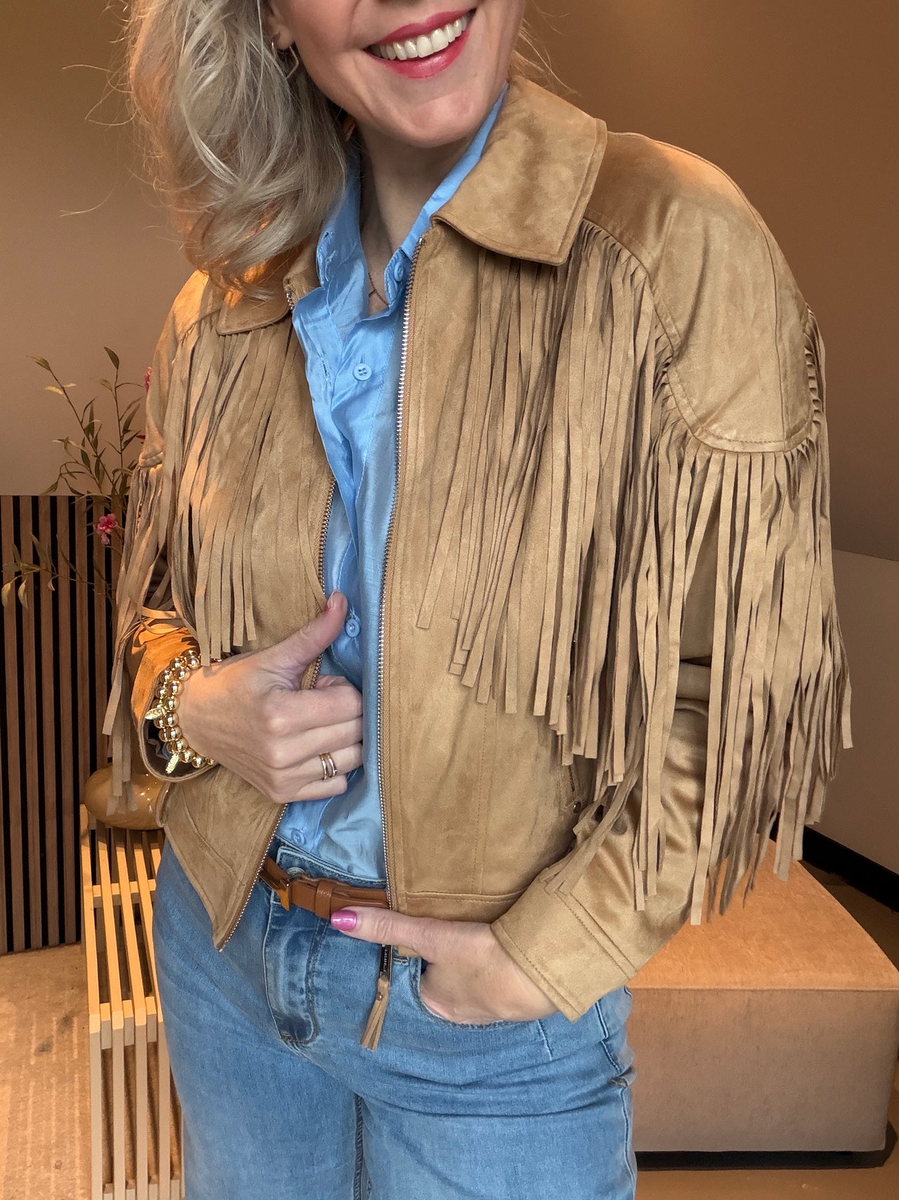 Suede jacket with fringes